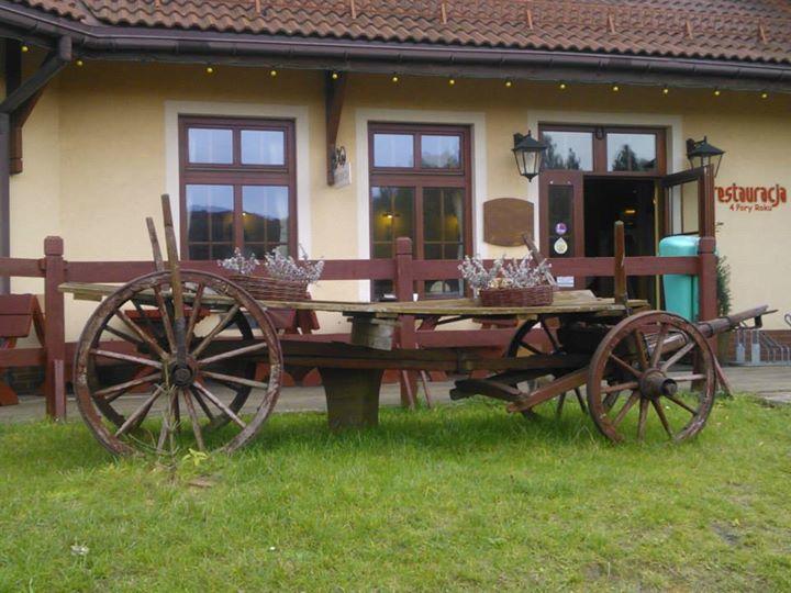 Pensjonat Cztery Pory Roku Tarnowskie Gory Exterior photo